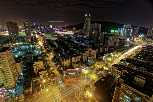 特朗普或引爆资本市场系列黑天鹅 对等关税政策冲击全球股市